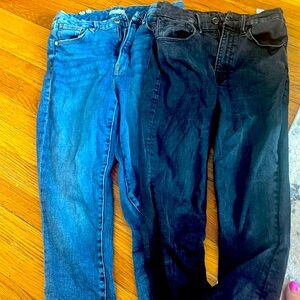 2 Good American skinny jeans (size 6) and always fits (size 6-12)